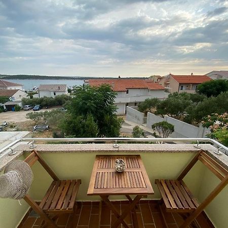 Apartmani Begic 1 I 2 Barbat na Rabu Εξωτερικό φωτογραφία