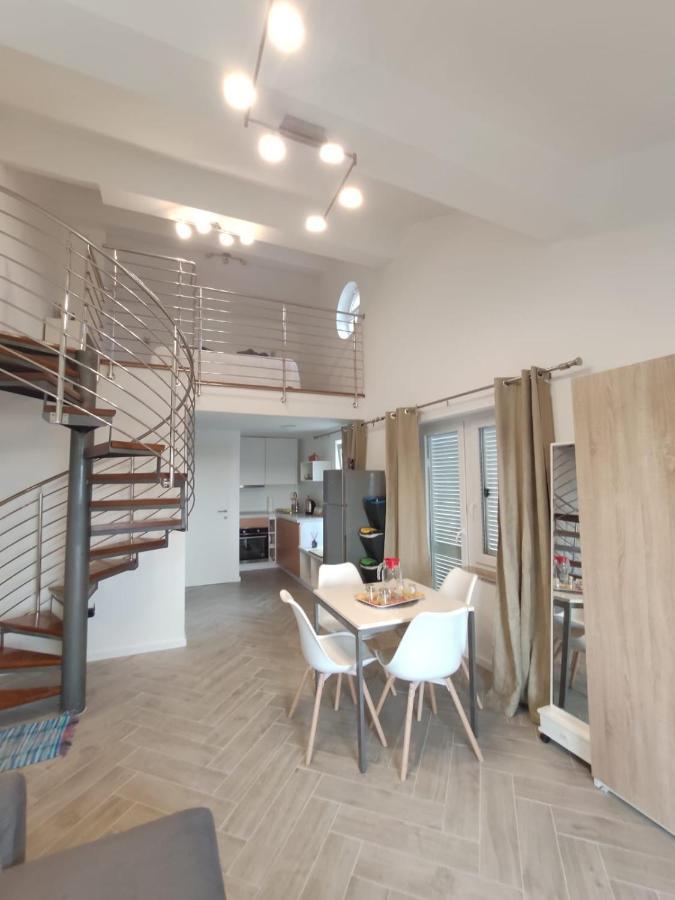Apartmani Begic 1 I 2 Barbat na Rabu Εξωτερικό φωτογραφία